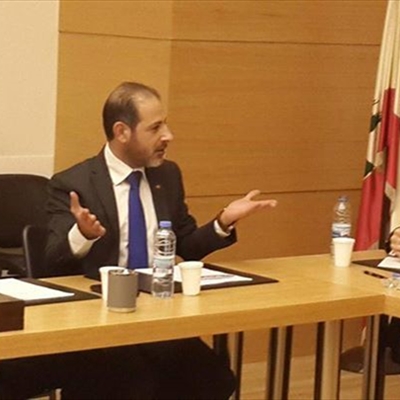 ضمن سلسلة الاجتماعات الدورية لمشروع اللا مركزية الشاملة في لبنان عقد اجتماع في مركز عصام فارس